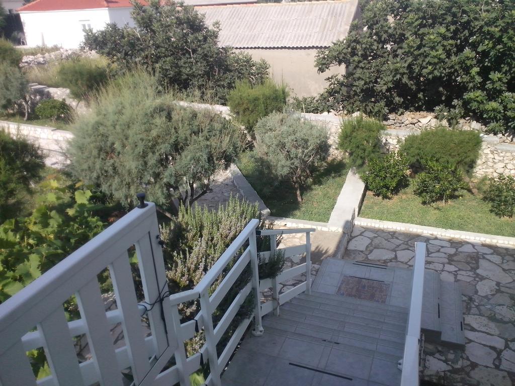 Apartamento Kuca Za Odmor Laura Ražanac Habitación foto