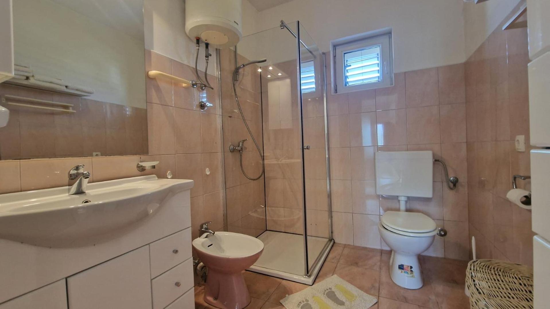Apartamento Kuca Za Odmor Laura Ražanac Exterior foto