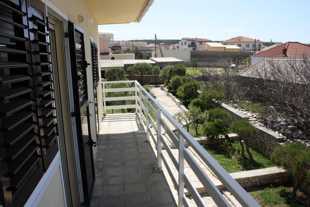Apartamento Kuca Za Odmor Laura Ražanac Exterior foto